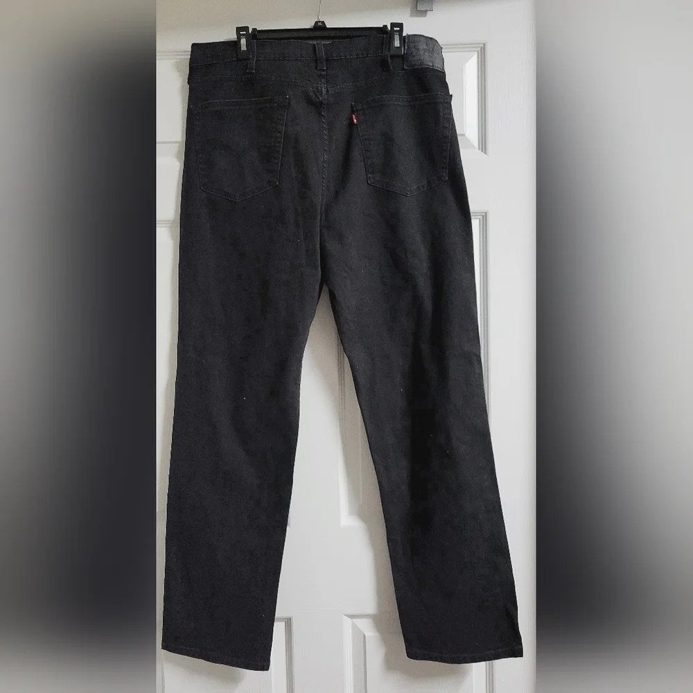 Levi's - Mens 541 Black Jeans - Size 40x34- EUC